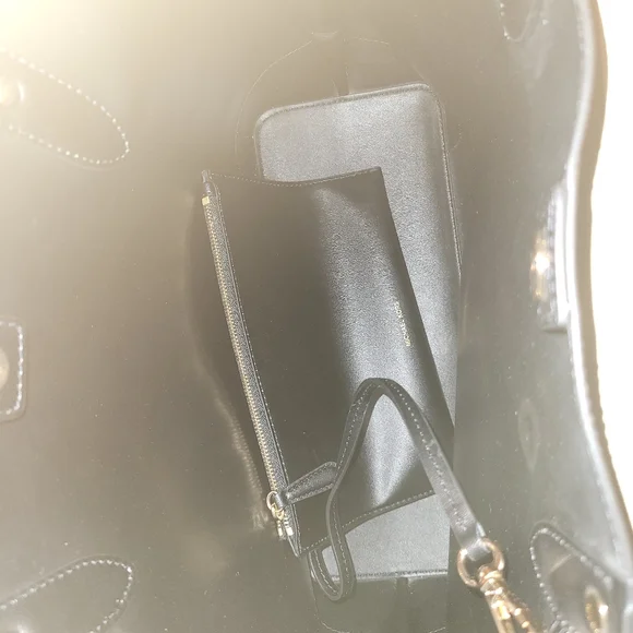 Michael Kors handbag - Picture 2 of 7